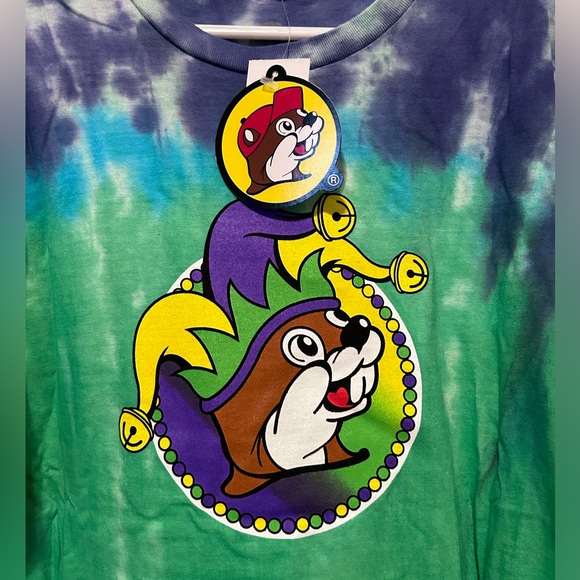 Buc-ee’s 2024 Mardi Gras tee - Picture 2 of 5
